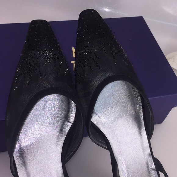 Stuart Weisman Pump - Picture 4 of 6